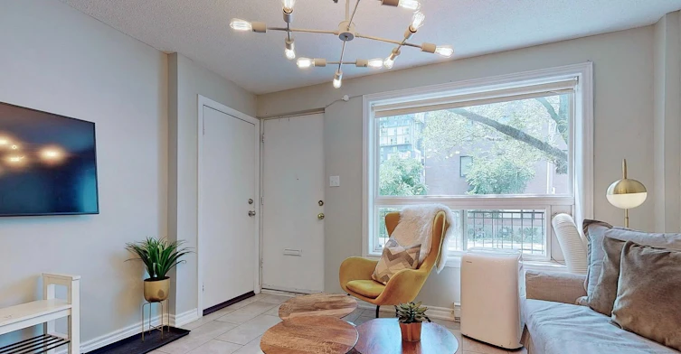 A-61 Cameron Street, Toronto, ON, M5T 2H1 - 6