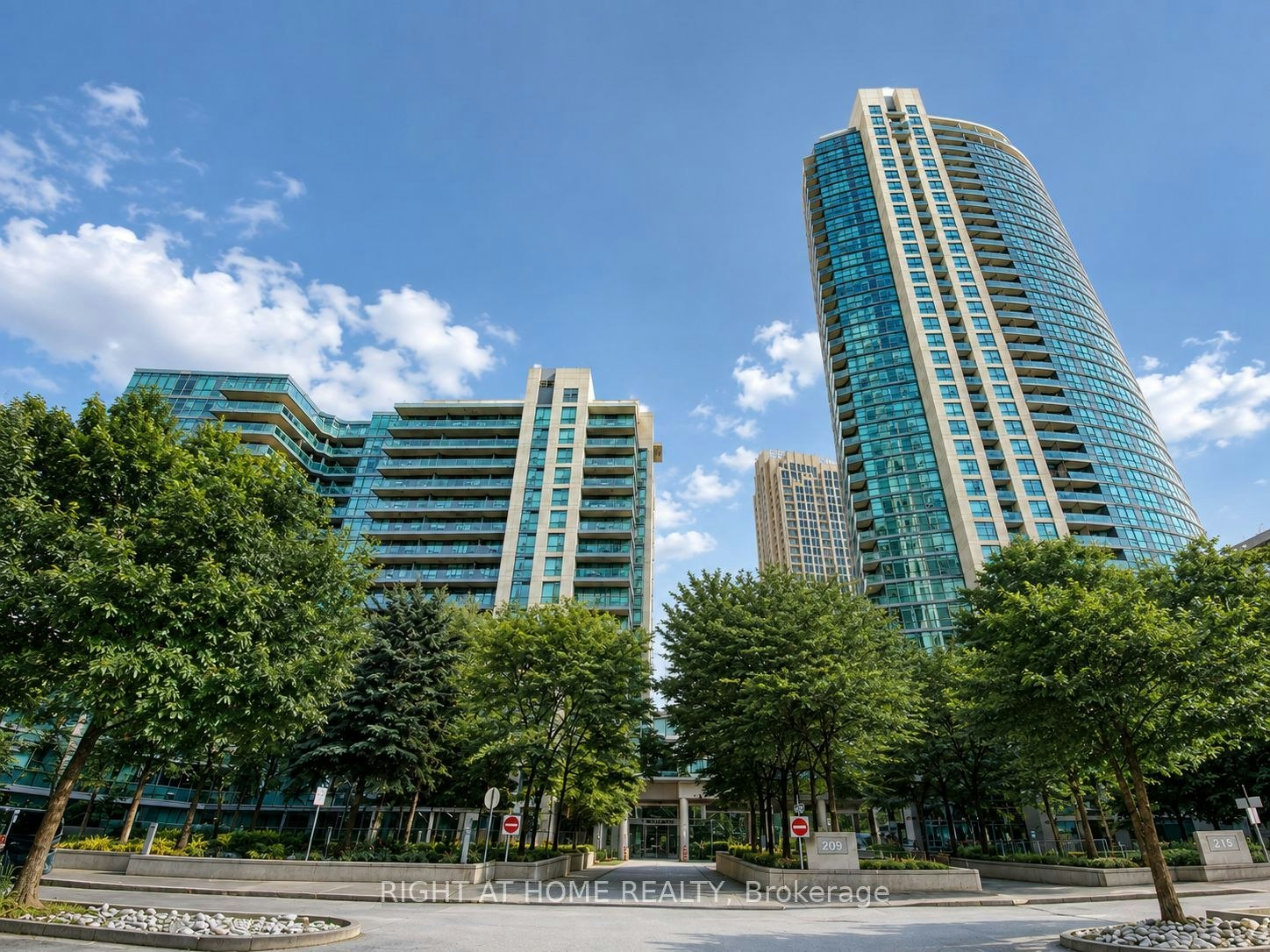1157-209 Fort York Boulevard, Toronto, ON, M5V 4A1 - 2