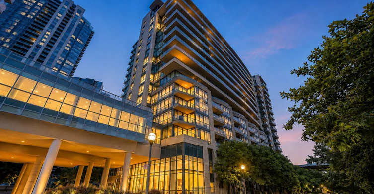 1157-209 Fort York Boulevard, Toronto, ON, M5V 4A1