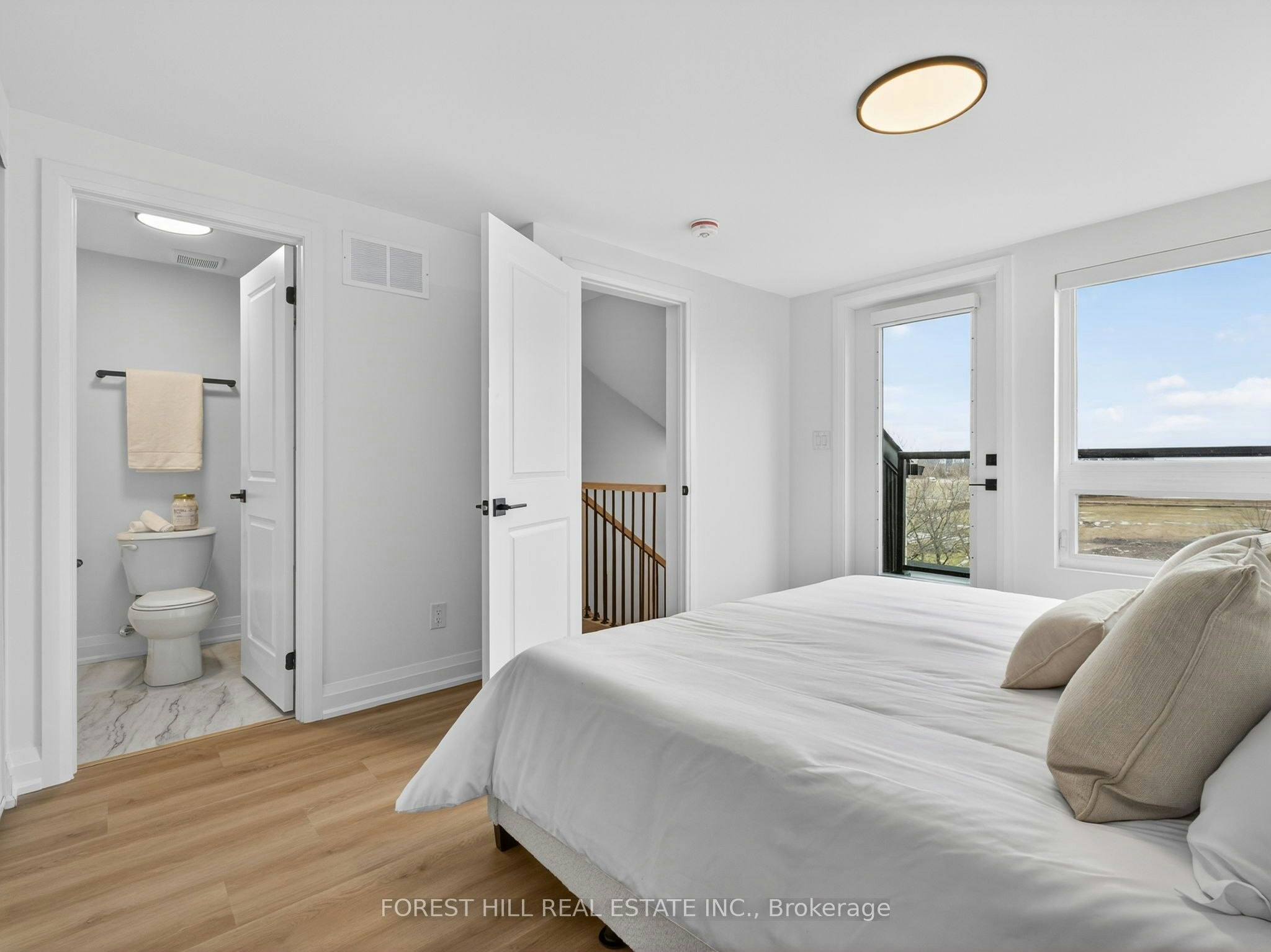 D-5 Hopperton Drive, Toronto, ON, M2L 2S5 - 26