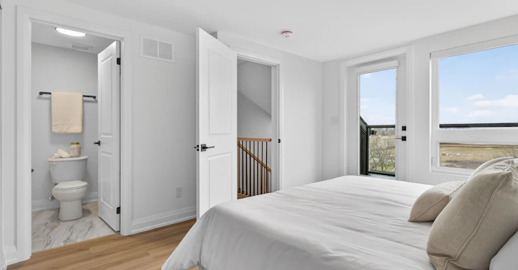 D-5 Hopperton Drive, Toronto, ON, M2L 2S5 - 26