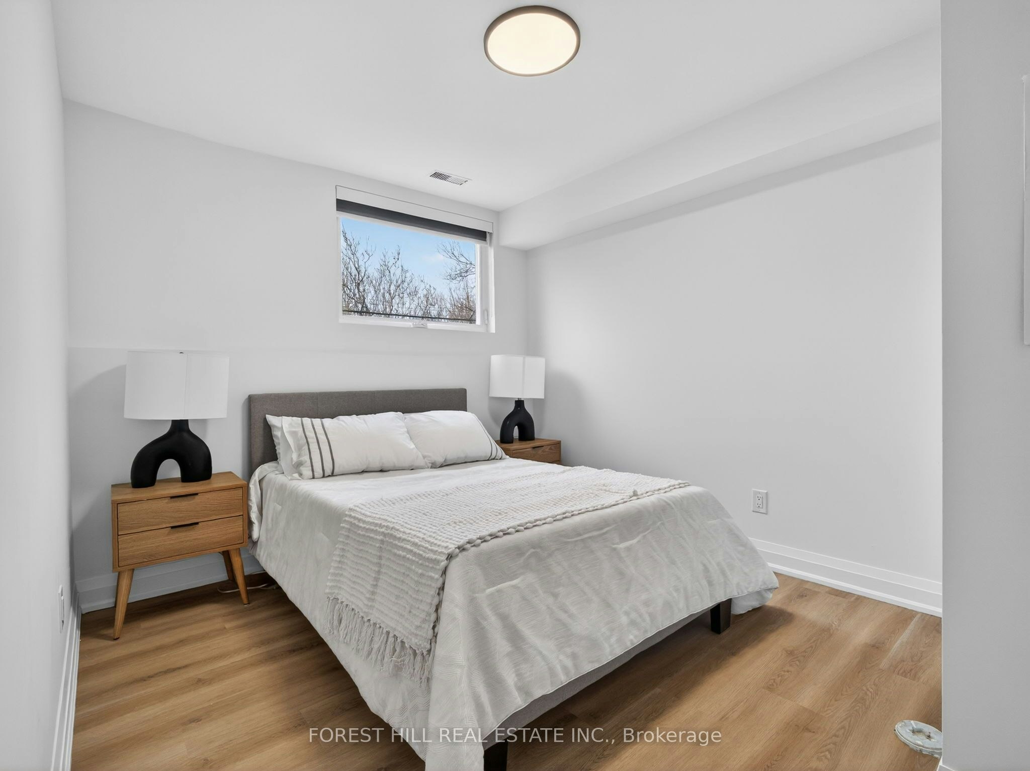 D-5 Hopperton Drive, Toronto, ON, M2L 2S5 - 34