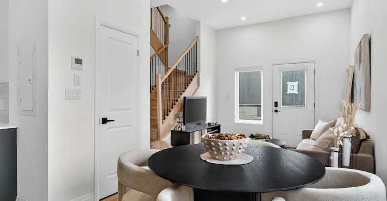 D-5 Hopperton Drive, Toronto, ON, M2L 2S5 - 12