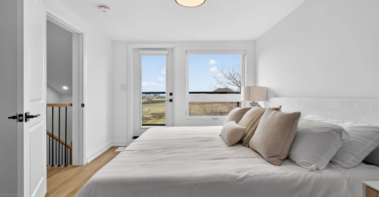 D-5 Hopperton Drive, Toronto, ON, M2L 2S5 - 25