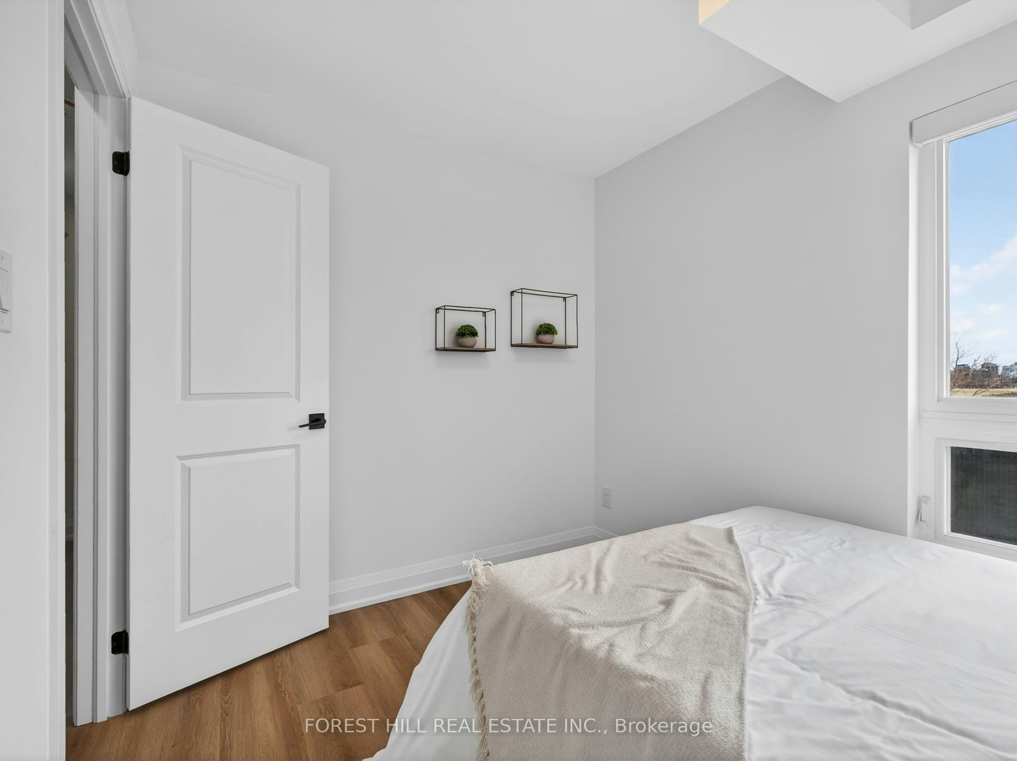 D-5 Hopperton Drive, Toronto, ON, M2L 2S5 - 18