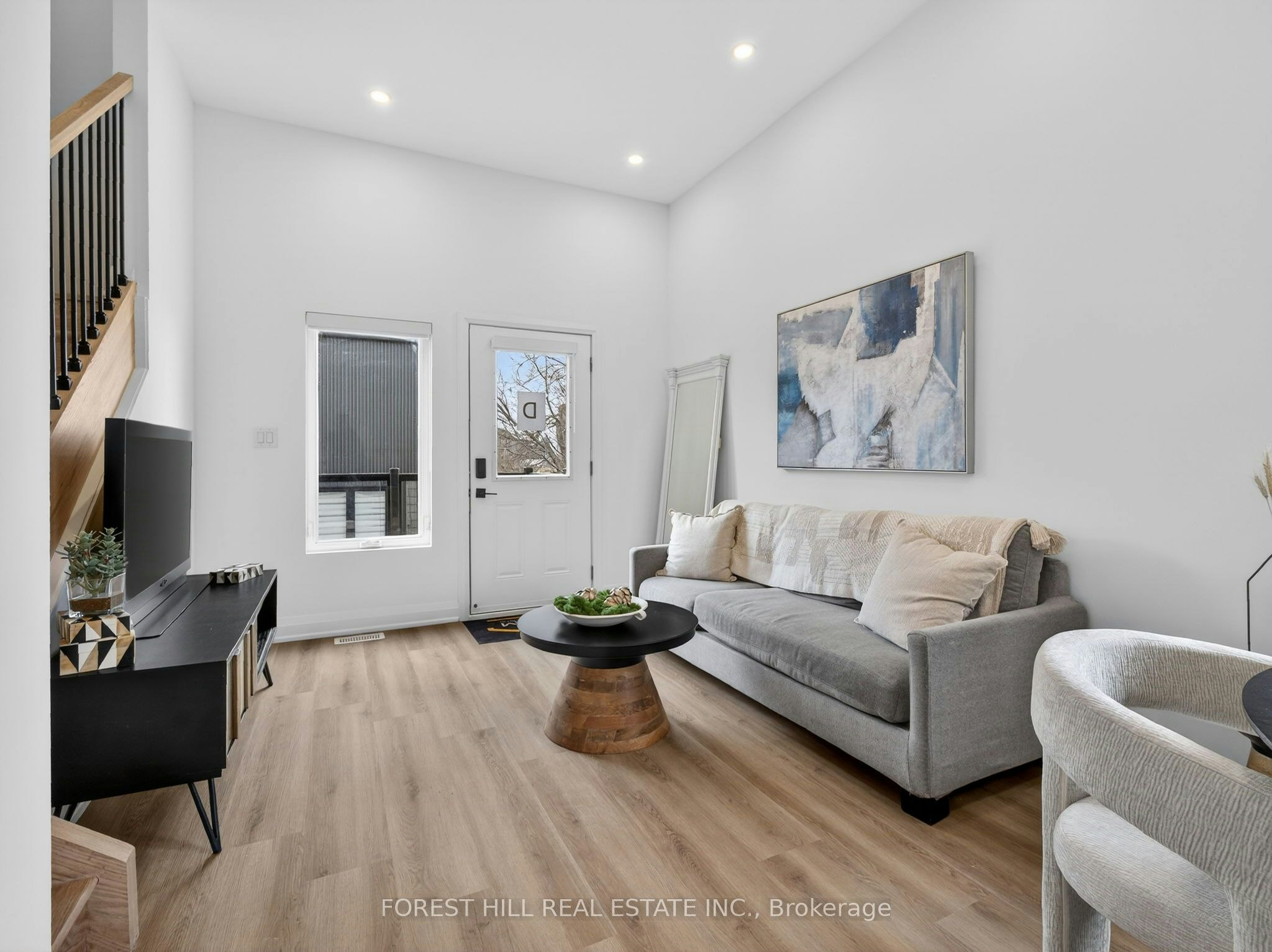D-5 Hopperton Drive, Toronto, ON, M2L 2S5 - 14