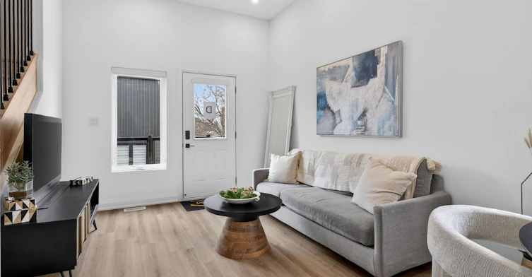 D-5 Hopperton Drive, Toronto, ON, M2L 2S5 - 14