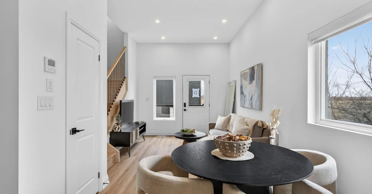 D-5 Hopperton Drive, Toronto, ON, M2L 2S5 - 13