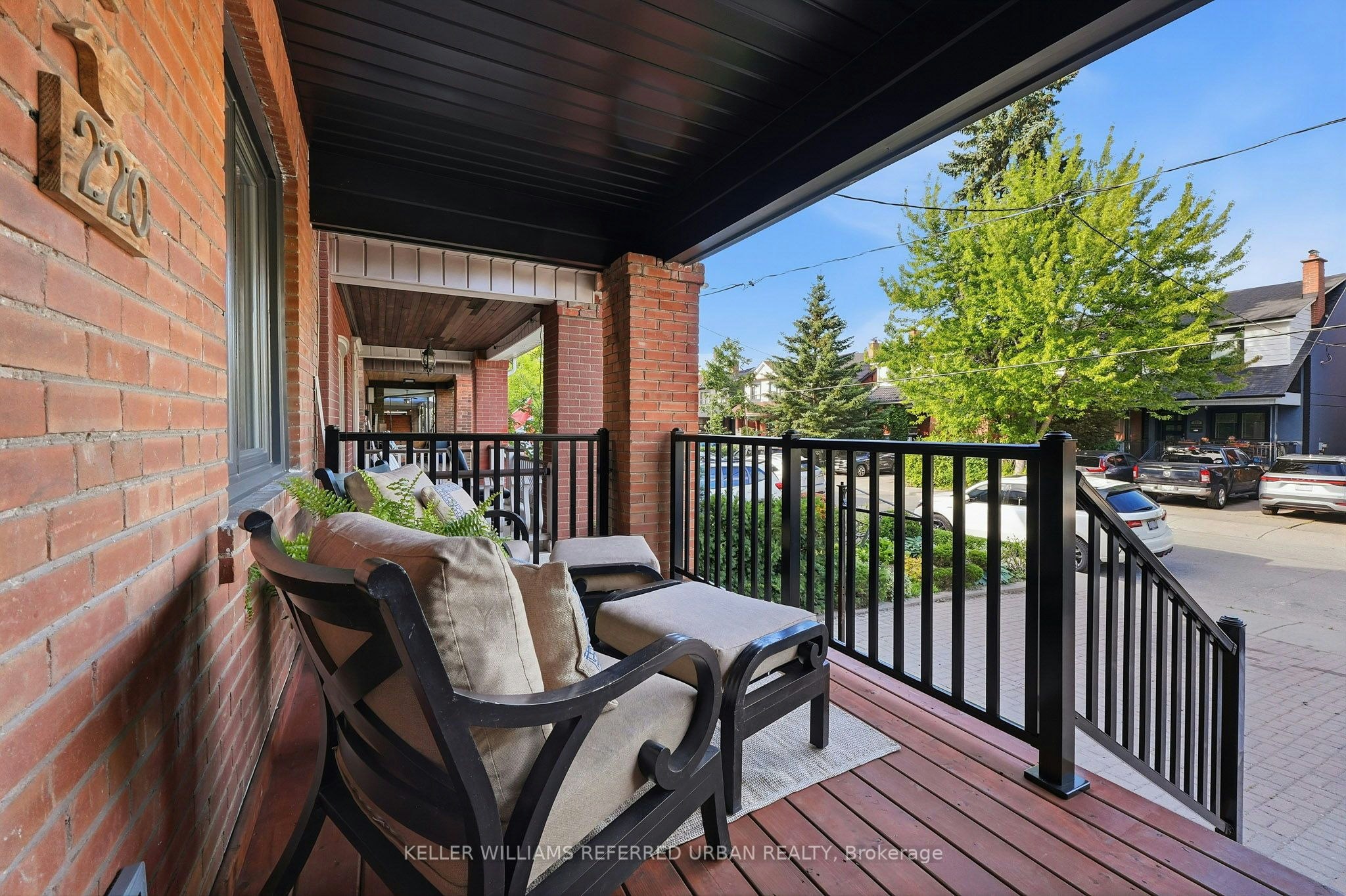 220 Westmount Avenue, Toronto, ON, M6E 3M8 - 4