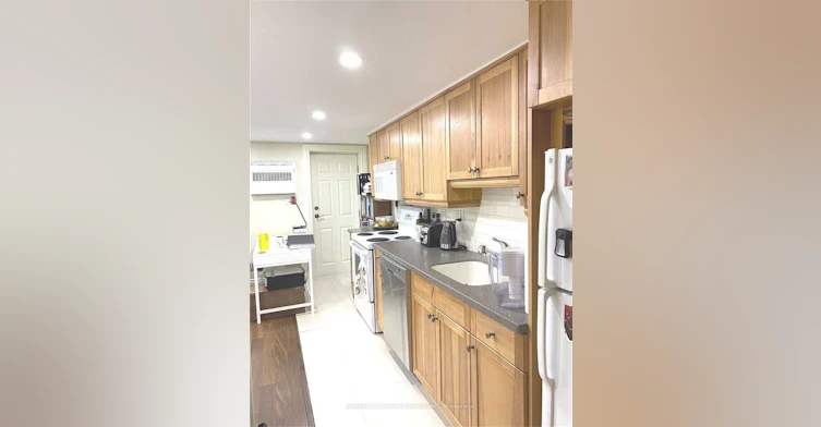 B1-105 Balmoral Avenue, Toronto, ON, M4V 1J5 - 5