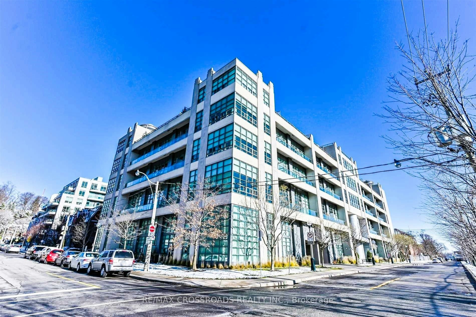 225-380 Macpherson Avenue, Toronto, ON, M4V 3E3