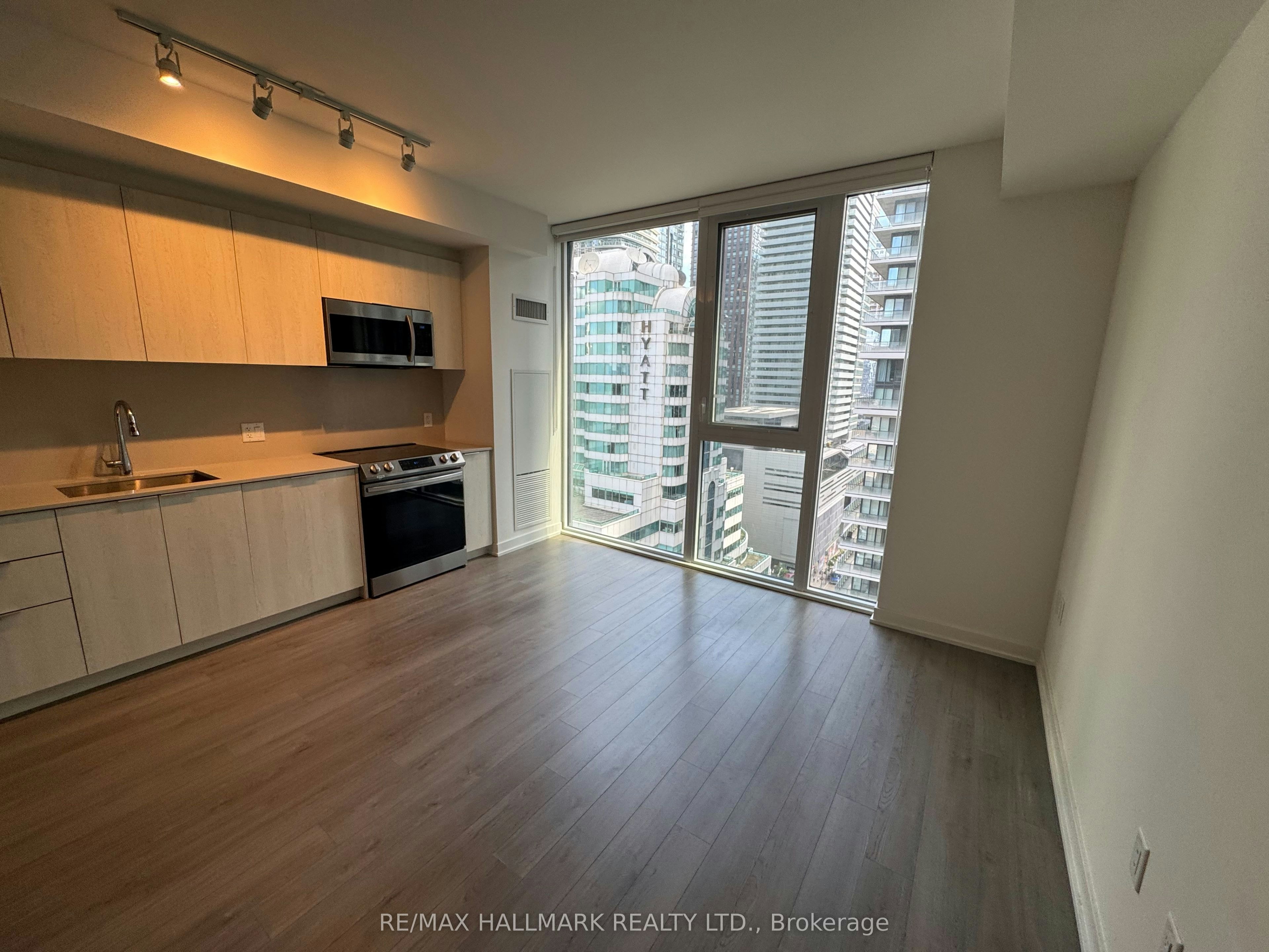 1504-357 King Street W, Toronto, ON, M5V 0S7 - 4