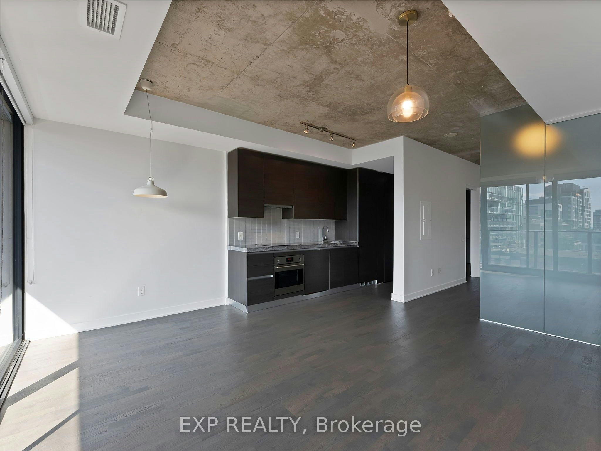 1112-629 King Street W, Toronto, ON, M5V 0G9