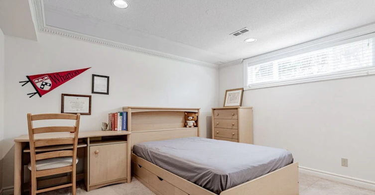 5 Parmbelle Crescent, Toronto, ON, M3A 3G5 - 23