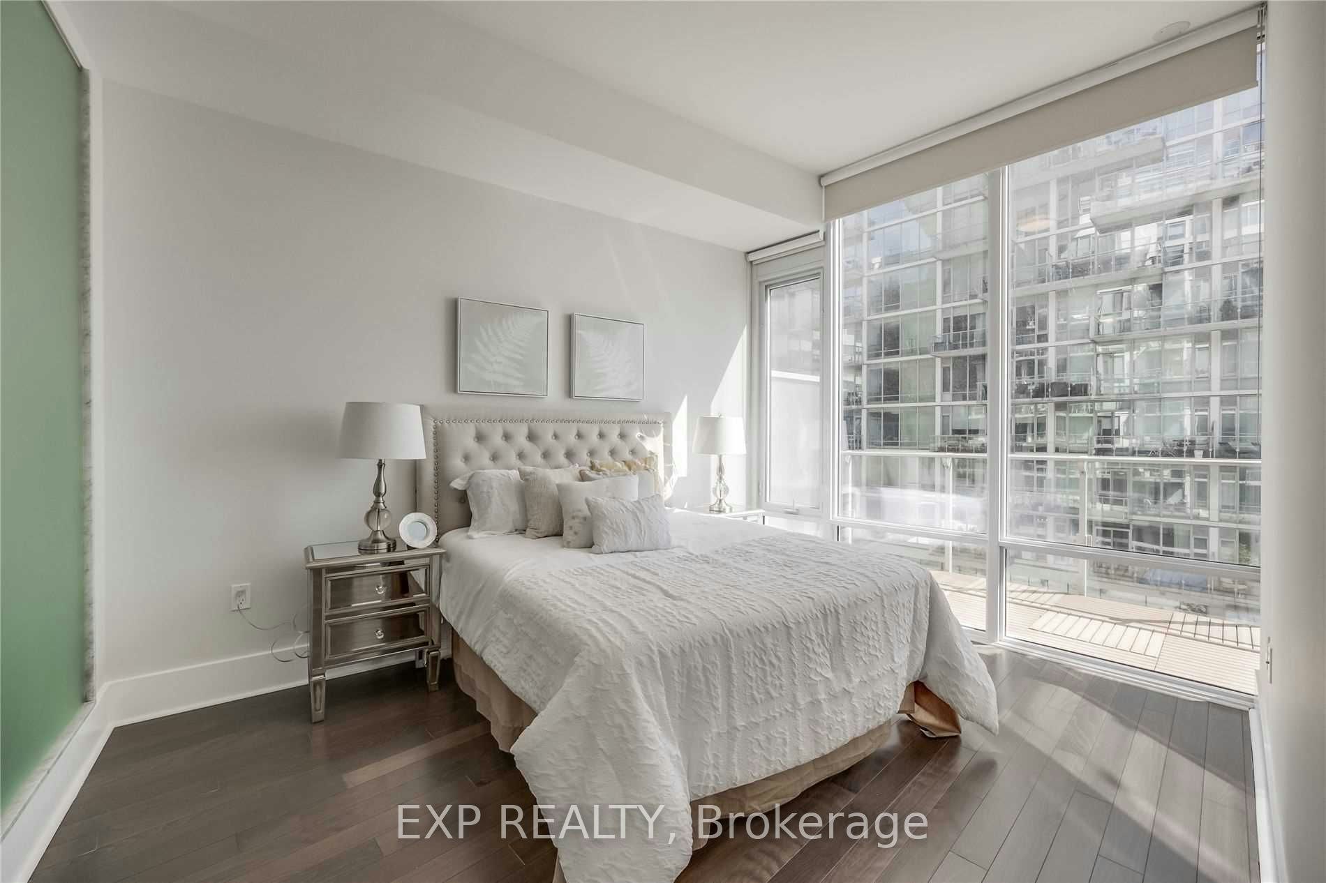29 Queens Quay E, Toronto, ON, M5E 0A4 - 15