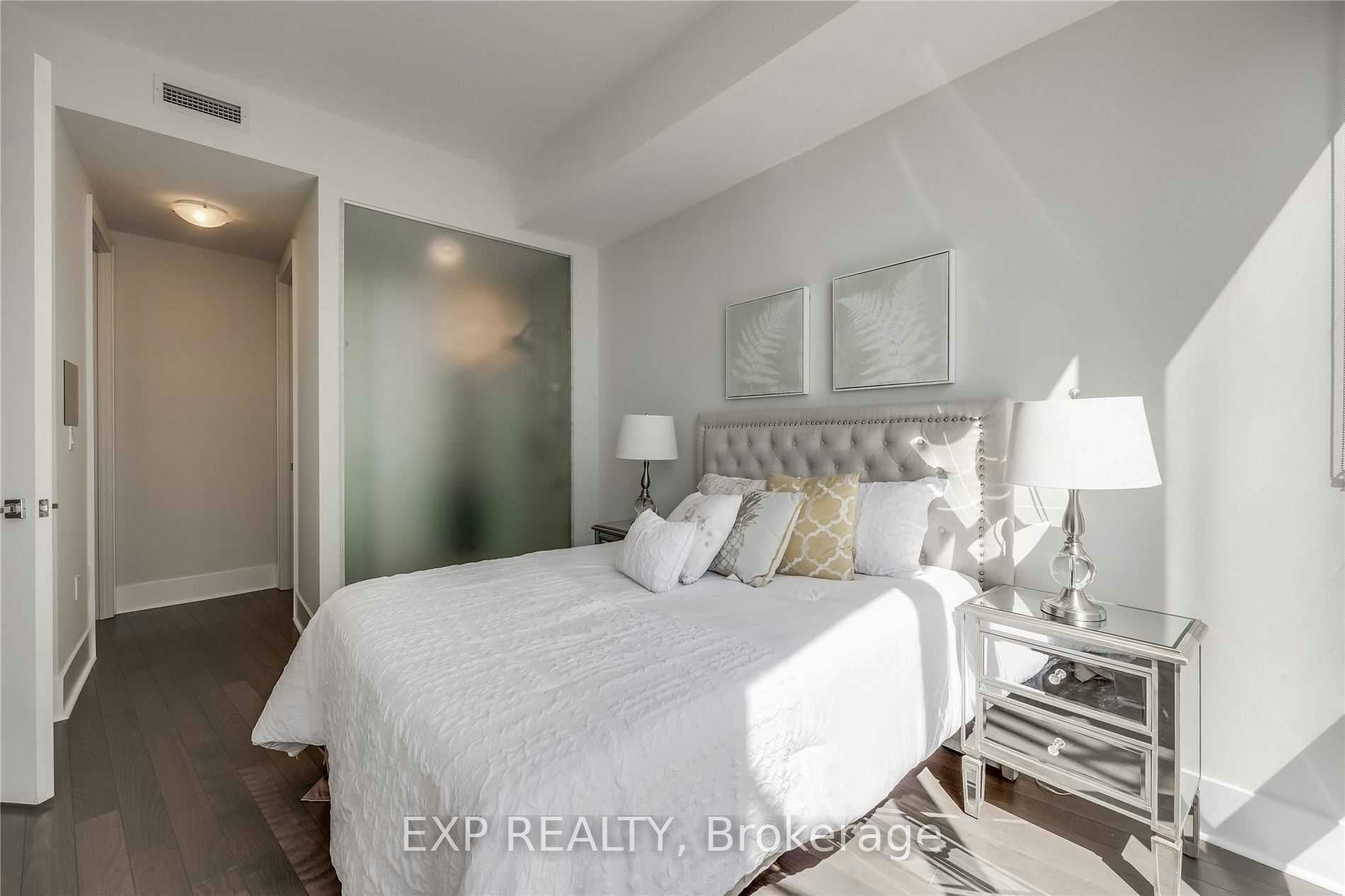 29 Queens Quay E, Toronto, ON, M5E 0A4 - 16
