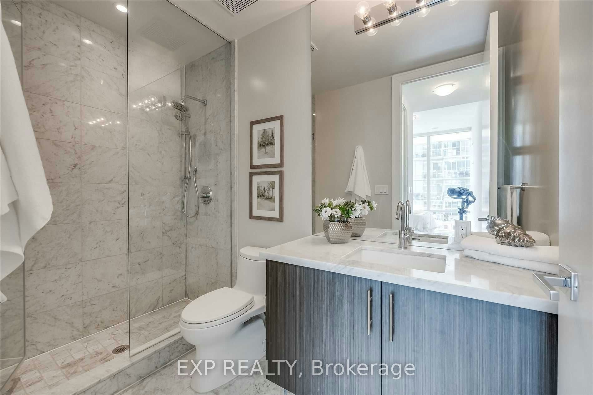 29 Queens Quay E, Toronto, ON, M5E 0A4 - 22