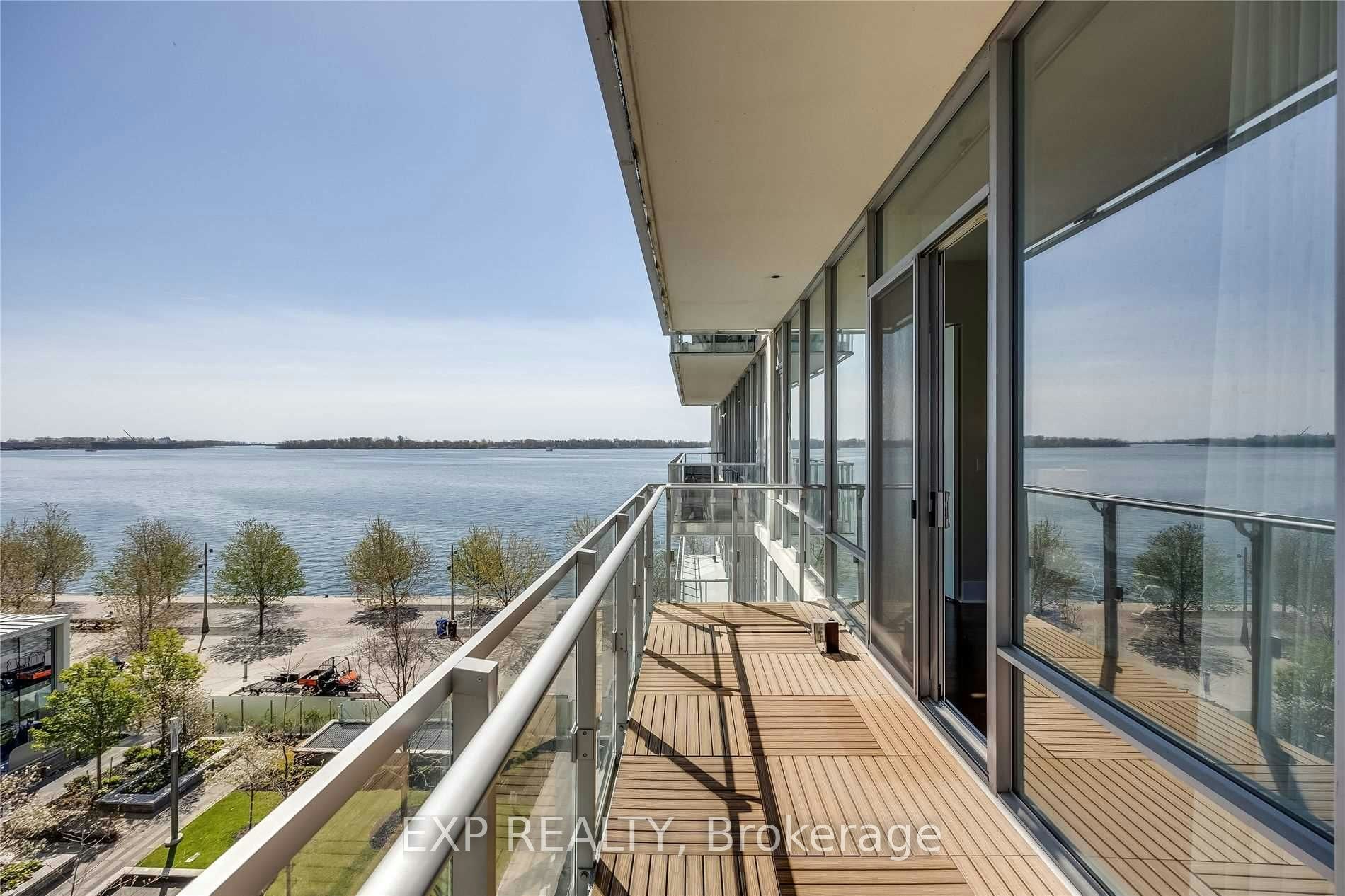 29 Queens Quay E, Toronto, ON, M5E 0A4 - 30