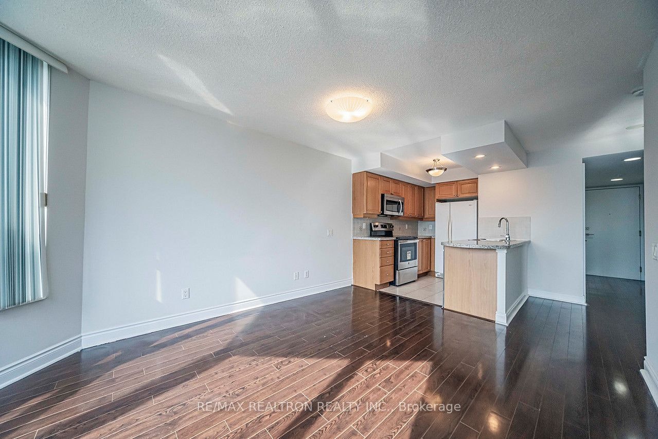 1110-10 Northtown Way, Toronto, ON, M2N 7L4 - 34