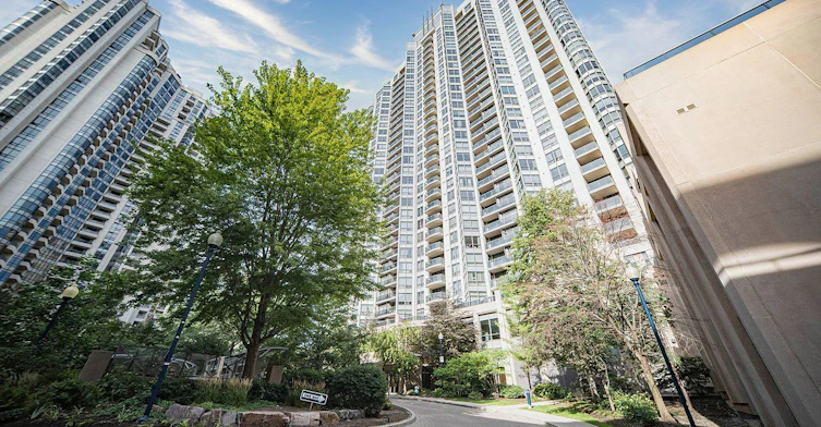 1110-10 Northtown Way, Toronto, ON, M2N 7L4 - 3