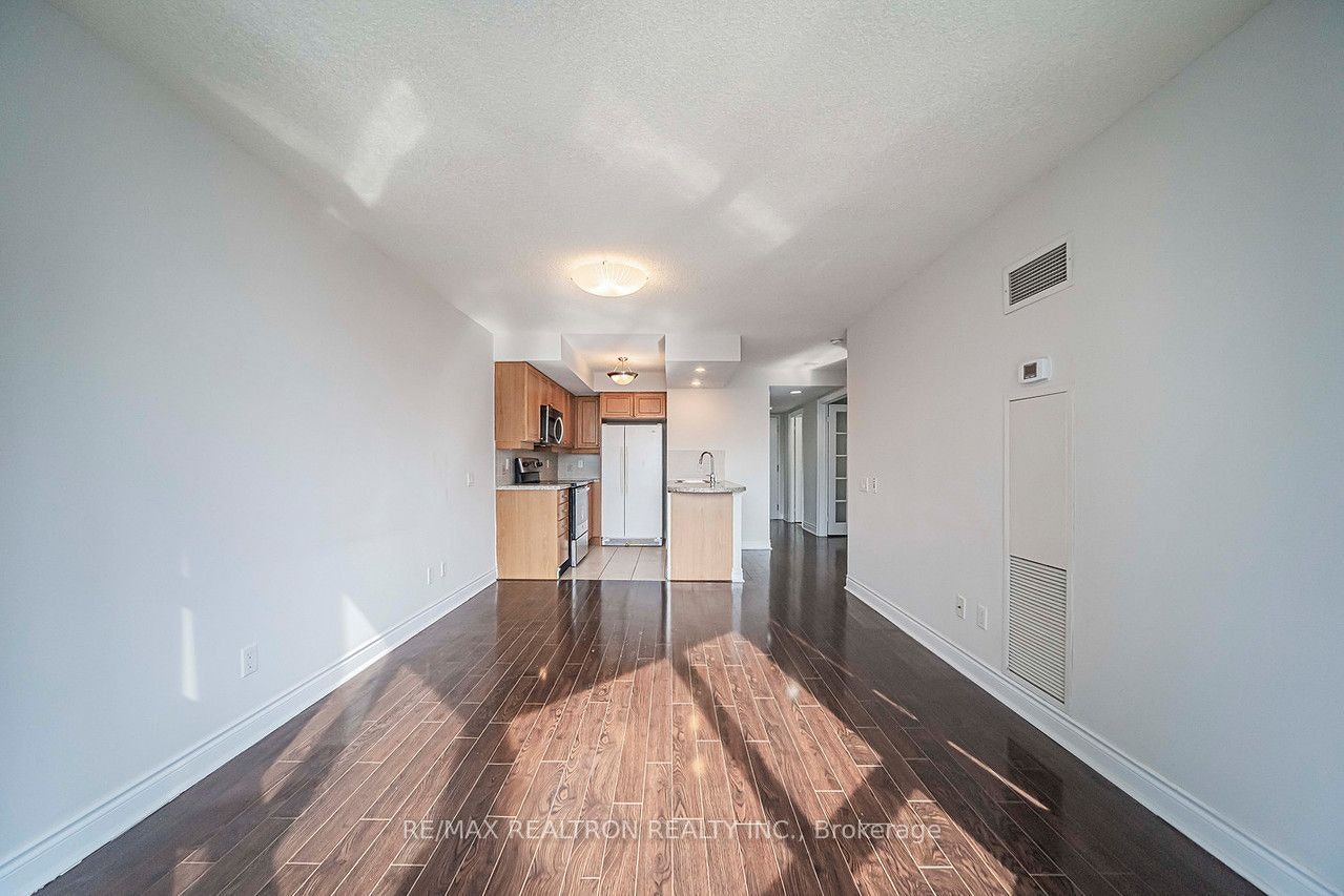 1110-10 Northtown Way, Toronto, ON, M2N 7L4 - 33