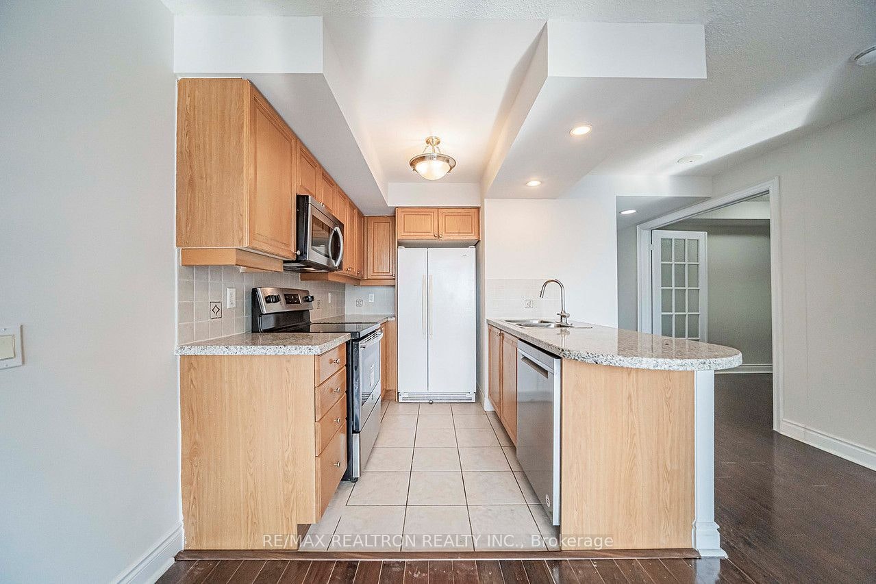 1110-10 Northtown Way, Toronto, ON, M2N 7L4 - 24