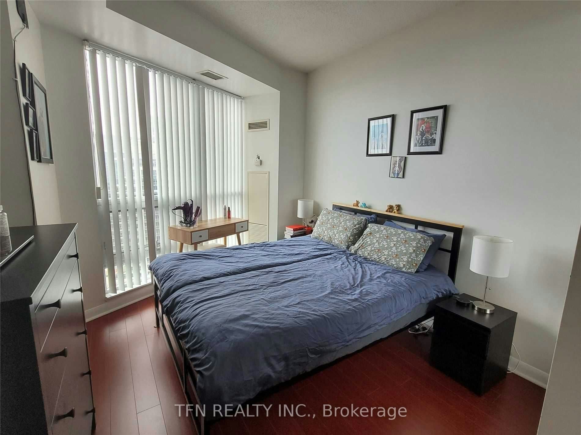 2906-600 Fleet Street, Toronto, ON, M5V 1B7 - 5
