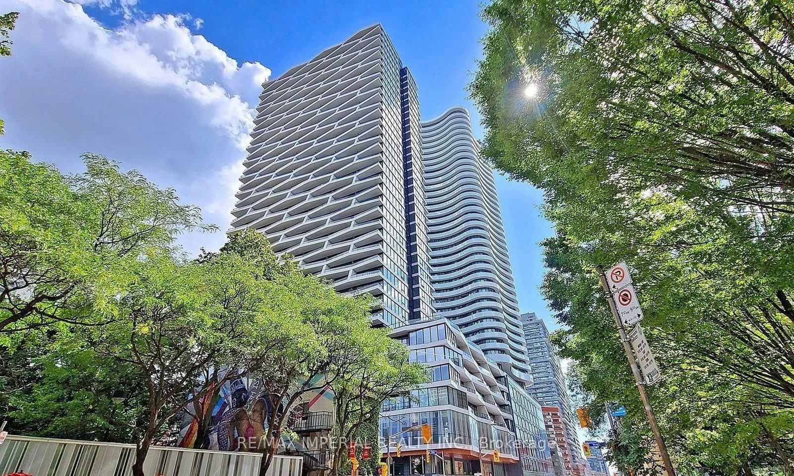 1516-85 Wood Street, Toronto, ON, M4Y 0E8