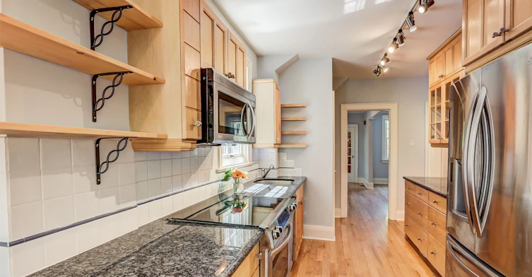 171 Colin Avenue, Toronto, ON, M5P 2C5 - 6