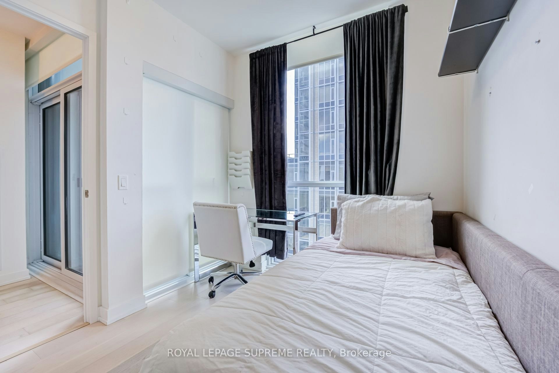 3102-1 Yorkville Avenue, Toronto, ON, M4W 0B1 - 15