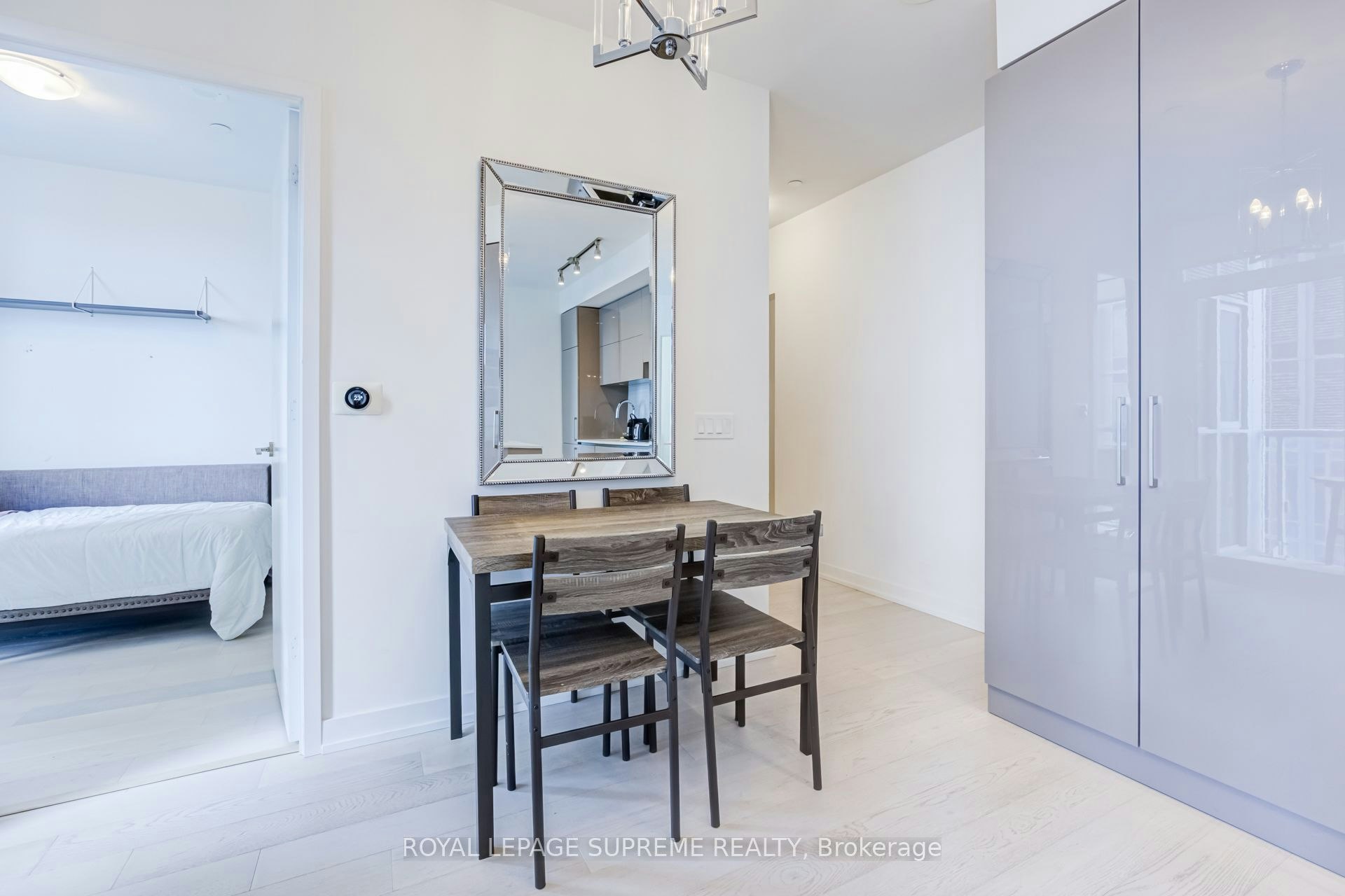 3102-1 Yorkville Avenue, Toronto, ON, M4W 0B1 - 4