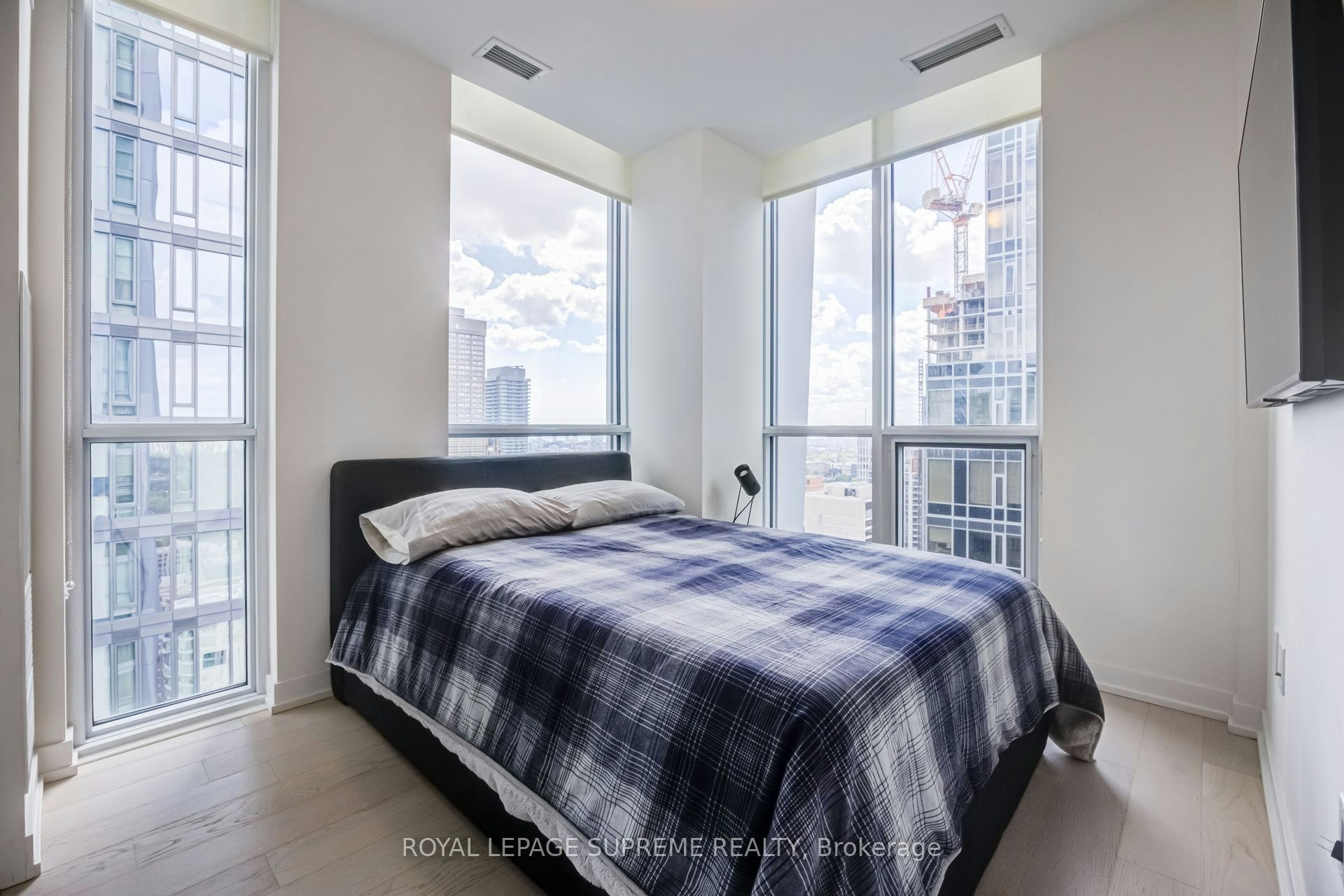 3102-1 Yorkville Avenue, Toronto, ON, M4W 0B1 - 19