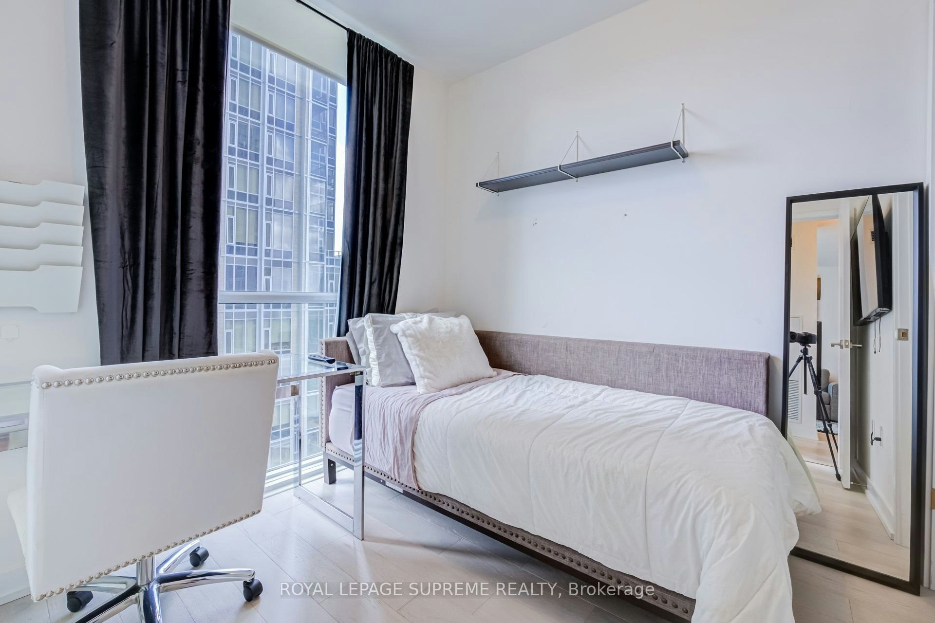 3102-1 Yorkville Avenue, Toronto, ON, M4W 0B1 - 14