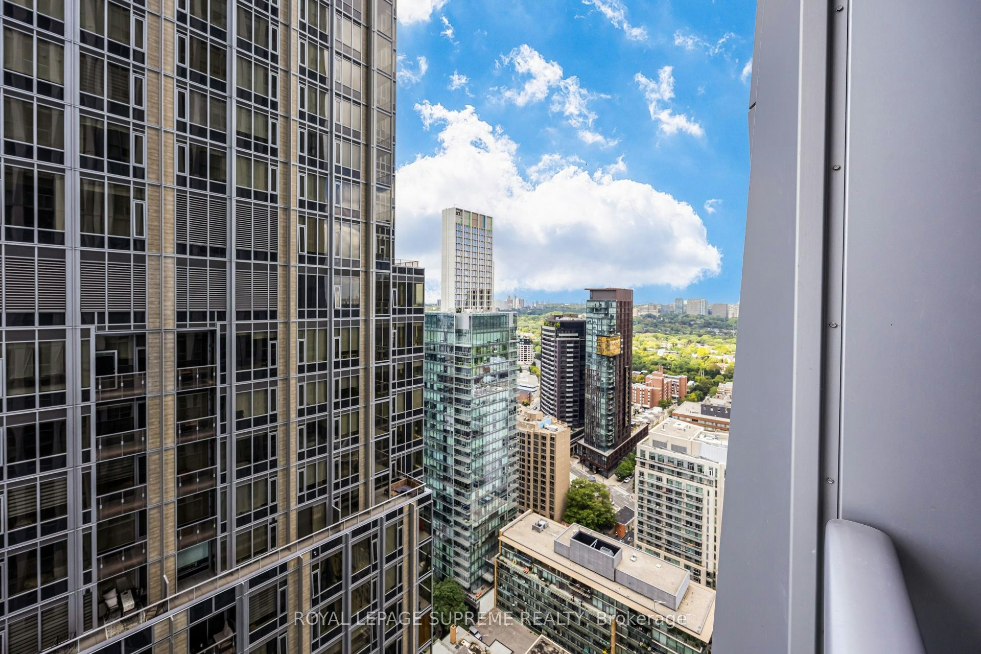 3102-1 Yorkville Avenue, Toronto, ON, M4W 0B1 - 26