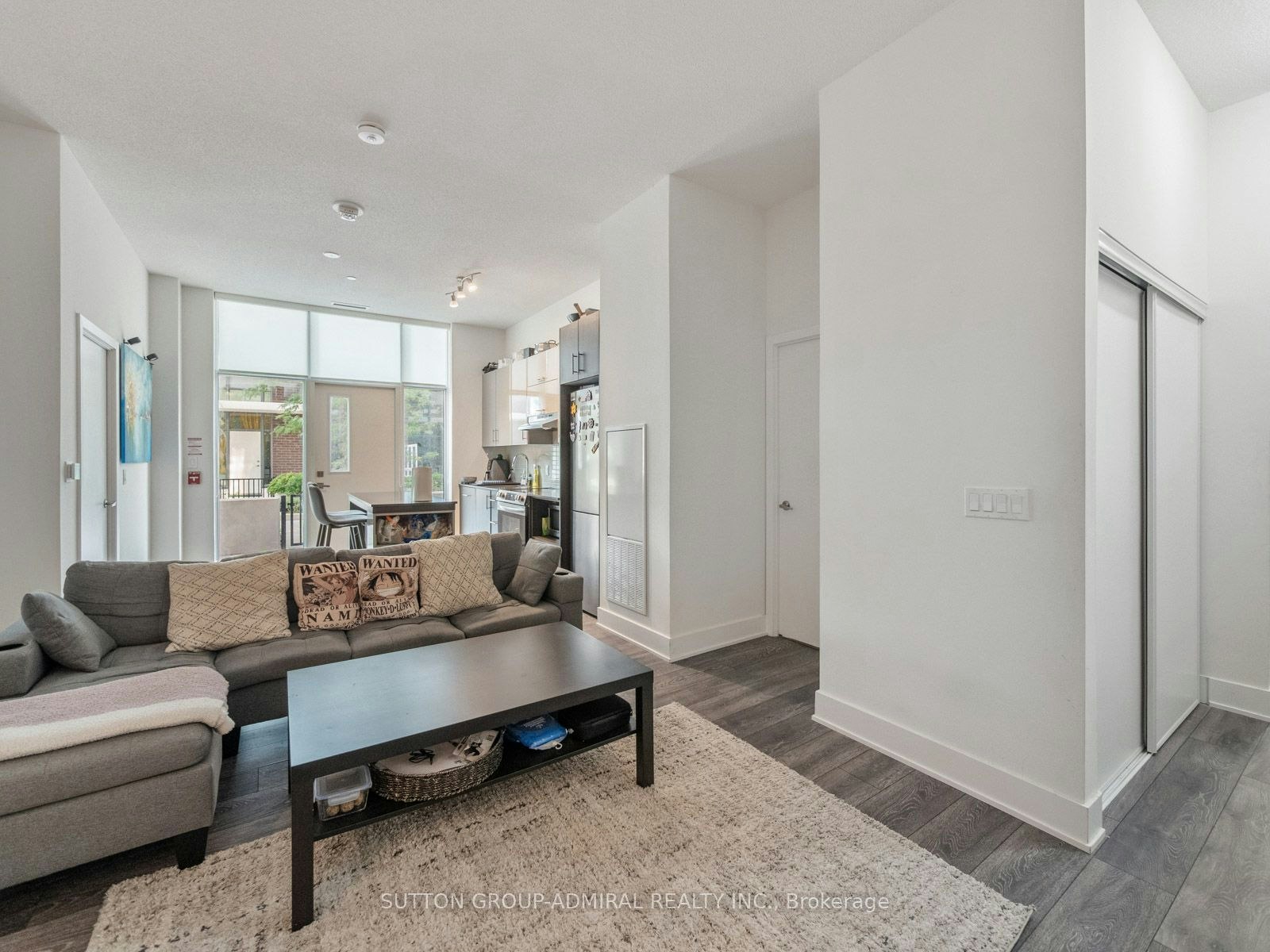 101-188 Fairview Mall Drive - 3