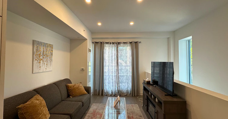 TH 1-175 Pears Avenue, Toronto, ON, M5R 0C1 - 2