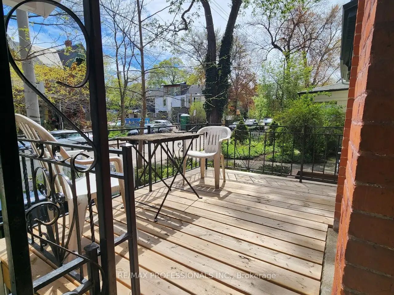 MAIN LEVEL-150 Robert Street, Toronto, ON, M5S 2K3 - 16
