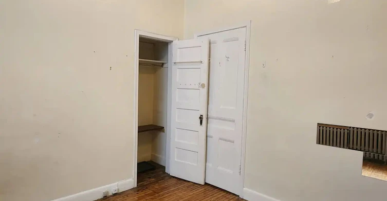 MAIN LEVEL-150 Robert Street, Toronto, ON, M5S 2K3 - 6