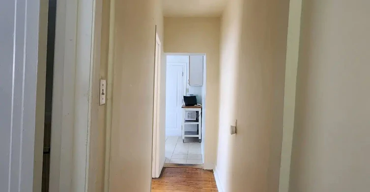 MAIN LEVEL-150 Robert Street, Toronto, ON, M5S 2K3 - 9