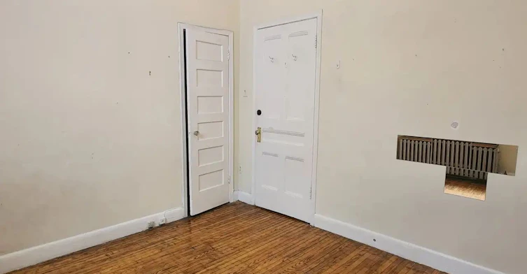 MAIN LEVEL-150 Robert Street, Toronto, ON, M5S 2K3 - 5