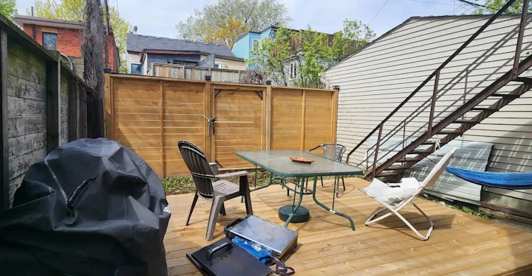MAIN LEVEL-150 Robert Street, Toronto, ON, M5S 2K3 - 14