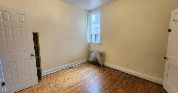 MAIN LEVEL-150 Robert Street, Toronto, ON, M5S 2K3 - 3