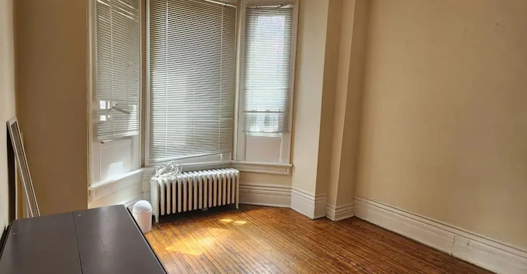 MAIN LEVEL-150 Robert Street, Toronto, ON, M5S 2K3 - 2