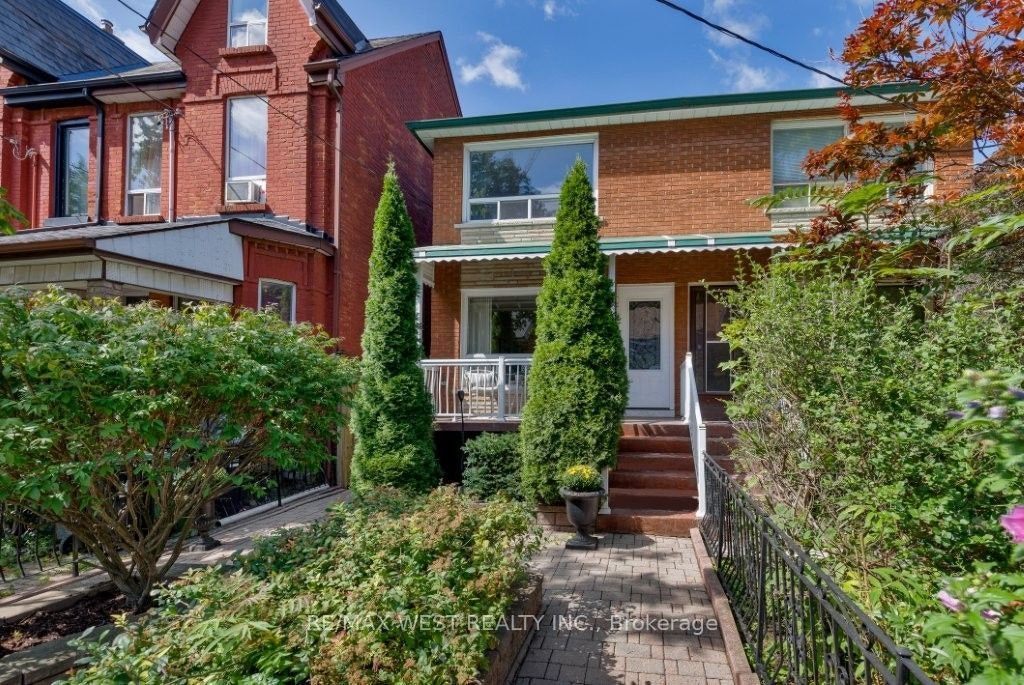214 Markham Street, Toronto, ON, M6J 2G6