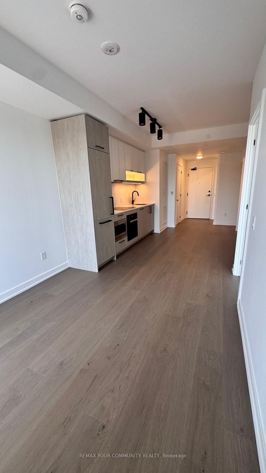 1219-89 Montclair Avenue, Toronto, ON, M5P 0A9 - 5