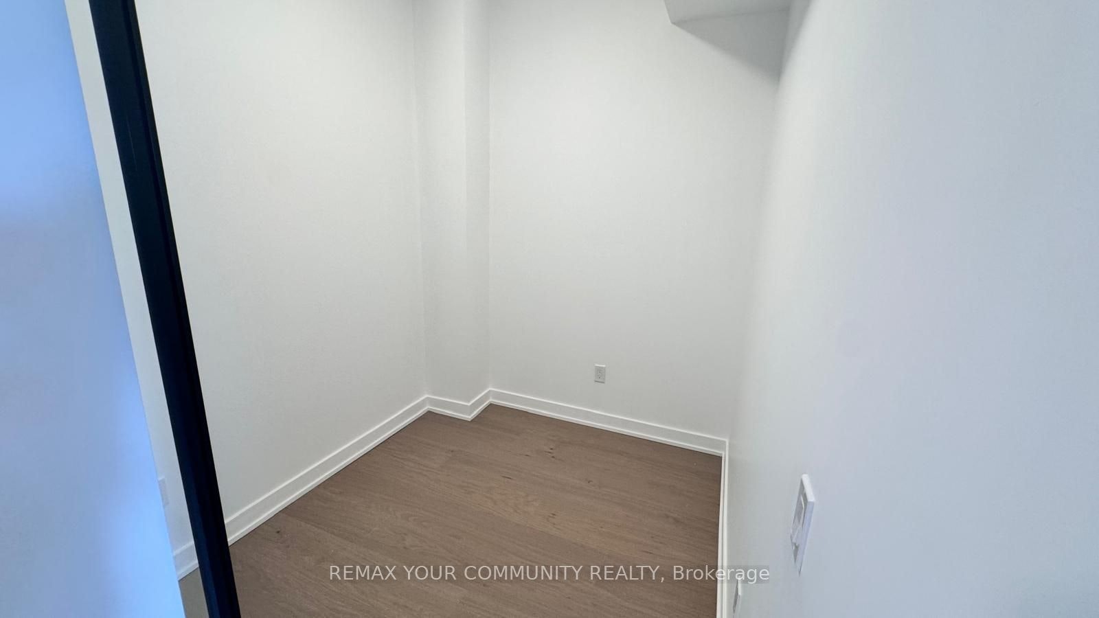 1219-89 Montclair Avenue, Toronto, ON, M5P 0A9 - 8