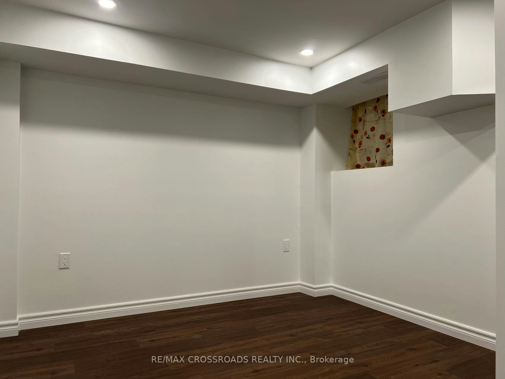 Bsmt-278 Shuter Street, Toronto, ON, M5A 1W3 - 6