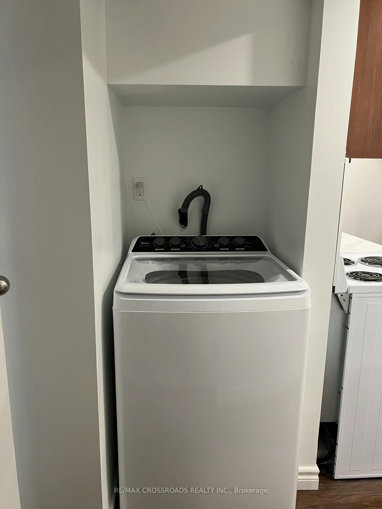 Bsmt-278 Shuter Street, Toronto, ON, M5A 1W3 - 14