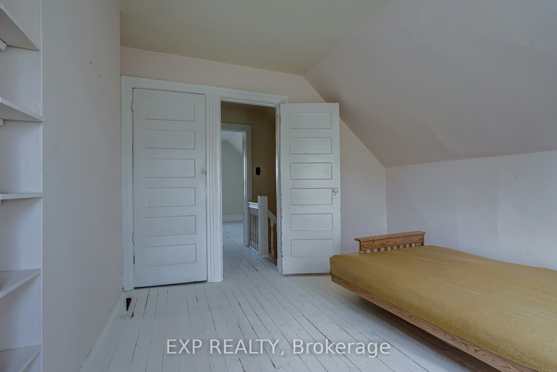 2nd & 3rd-196 Beatrice Street, Toronto, ON, M6G 3G1 - 18