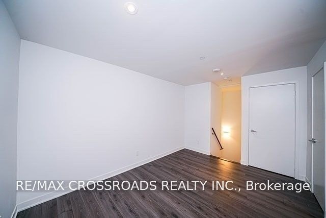 Th05-58 Queens Wharf Road, Toronto, ON, M5V 0J9 - 11